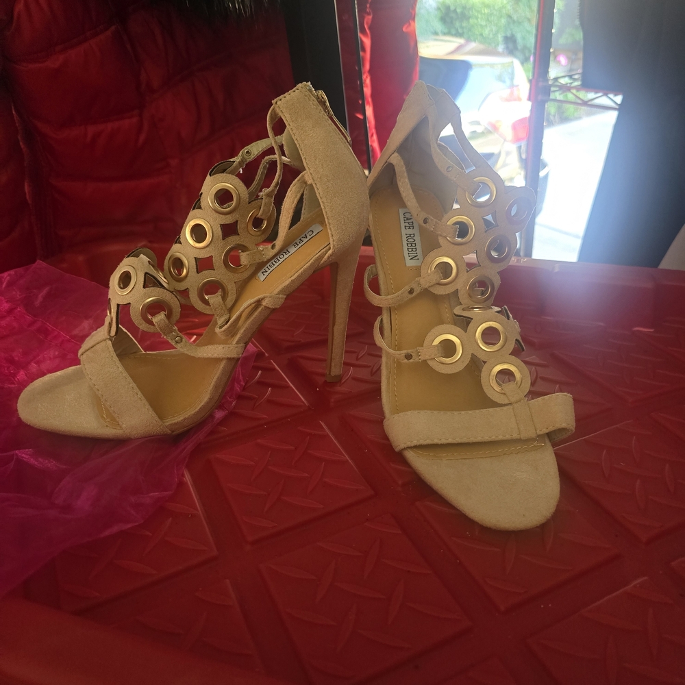 Cape Robbin Beige Heels with Gold Circles